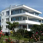 Apartment Haus Bank-specker *